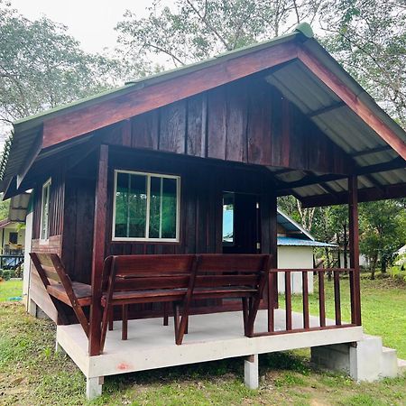 Rasta House,,Koh Phayam Hotel ภายนอก รูปภาพ