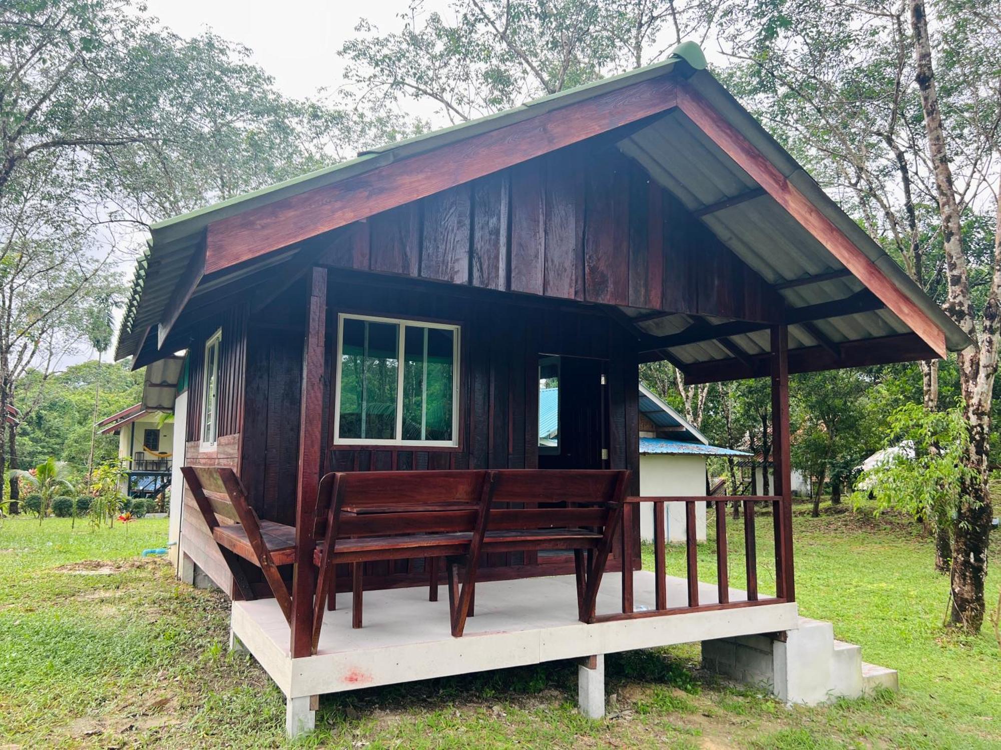 Rasta House,,Koh Phayam Hotel ภายนอก รูปภาพ