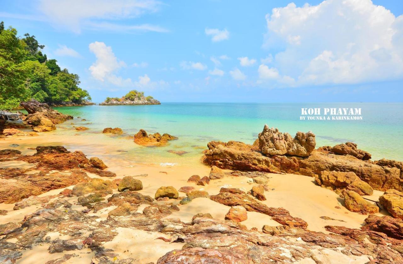 Rasta House,,Koh Phayam Hotel ภายนอก รูปภาพ