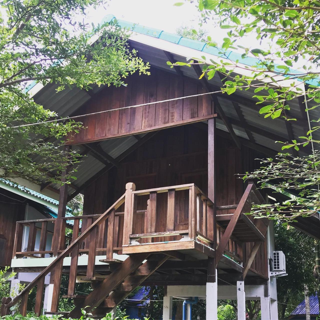 Rasta House,,Koh Phayam Hotel ภายนอก รูปภาพ