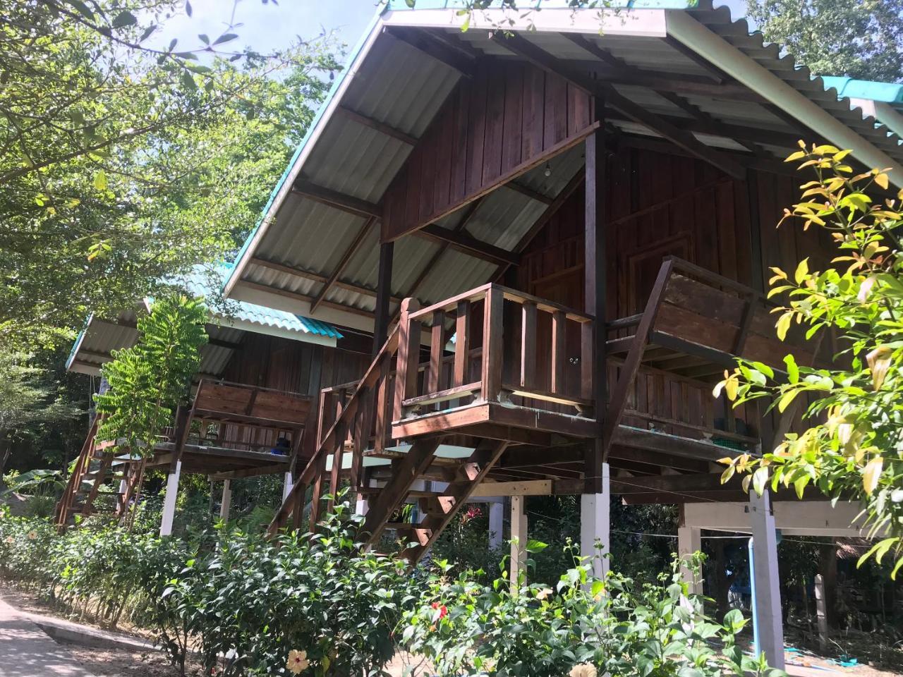 Rasta House,,Koh Phayam Hotel ภายนอก รูปภาพ